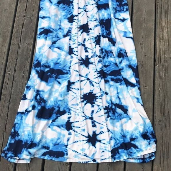 ⭐️ HP STYLE & CO Tie Dye Ruffle Maxi Dress - Picture 6 of 6